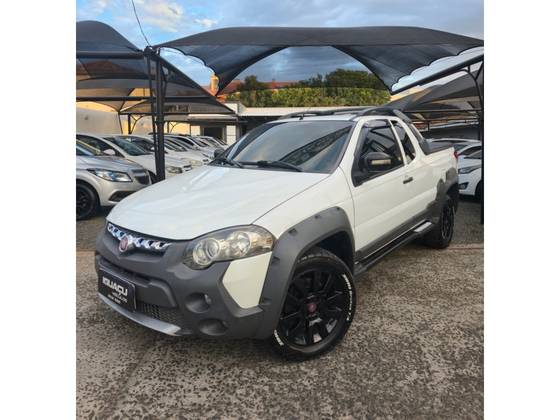 FIAT STRADA 1.8 MPI ADVENTURE CE 16V FLEX 2P MANUAL FIAT STRADA 1.8 MPI ADVENTURE CE 16V FLEX 2P MANUAL